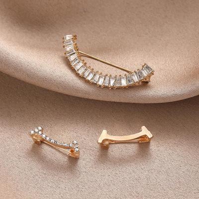 Spilla Viso Sorridente di Lusso Leggero di Fascia Alta: Accessorio spilla versatile con diamanti integrali