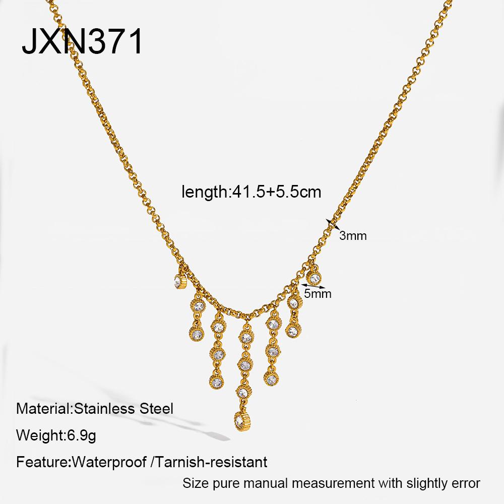 Exquisite Zircon Fringed Pendant Collarbone Chain Plated 18K Gold Stainless Steel Waterproof Necklace Light Luxury Niche Accessories