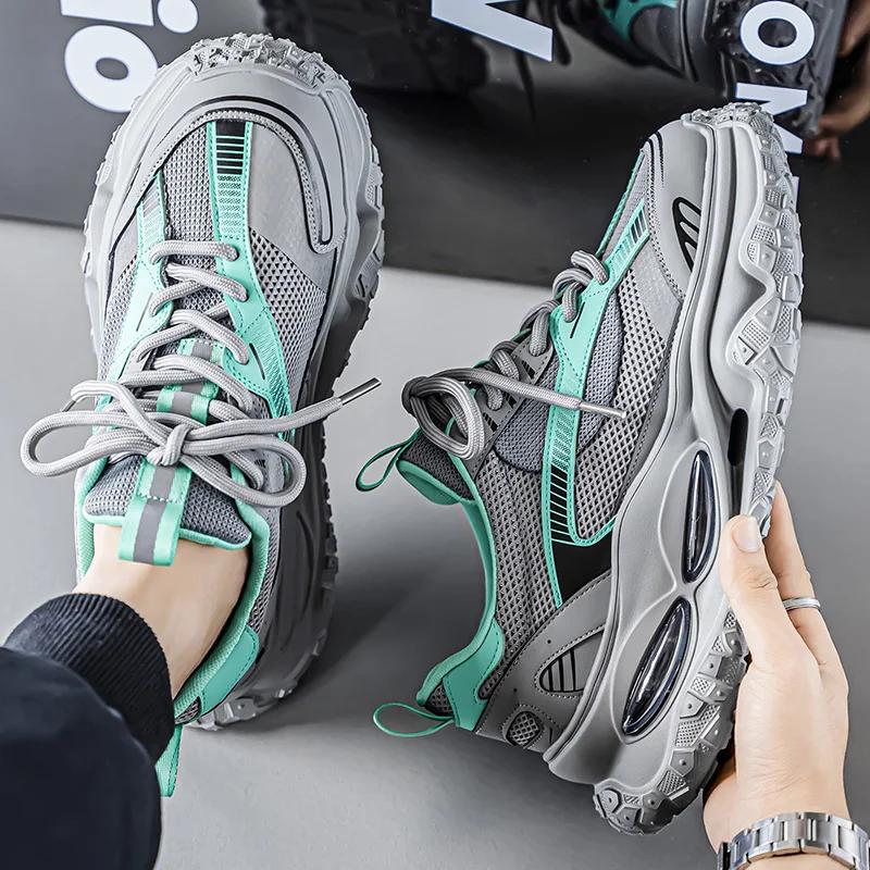 Men's Fashion Leisure Sports Breathable Thick Bottom Lightweight  Korean Version Comfortable Low Top Thick Bottom Men's Shoes