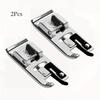 2 Pezzi Tessuti Spessi Piedino Overlock Adatto per Macchine da Cucire Multifunzione Domestiche Juki Singer Brother 5BB5950.