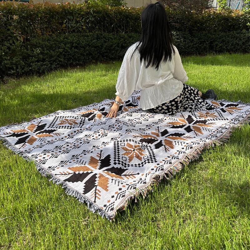 Gongziyu Outdoor Picnic & Camping Mat