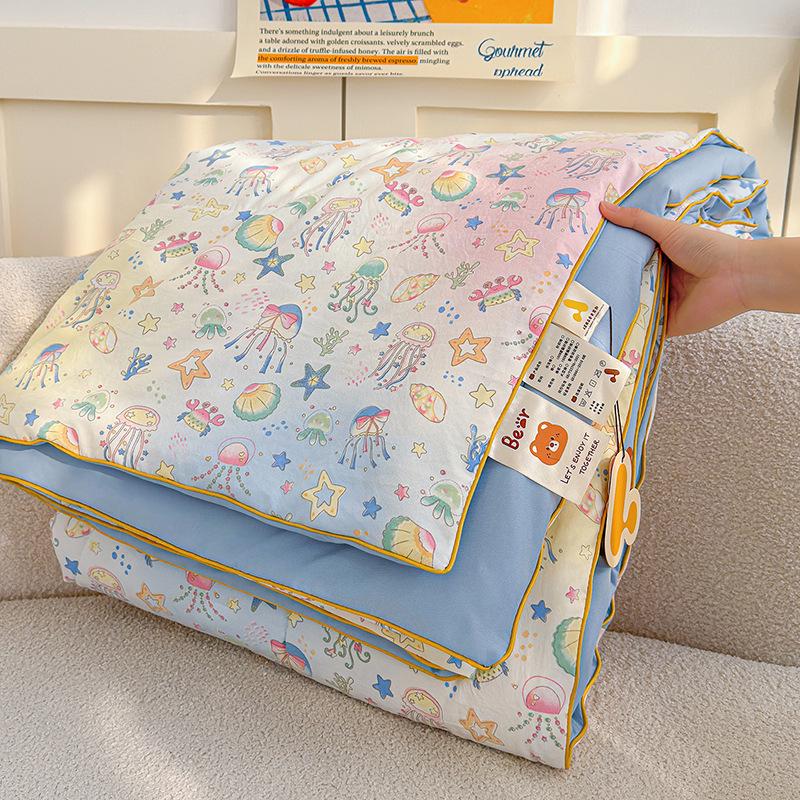 Washable Cotton Double Gauze Cartoon Summer Quilt for Mother and Baby - Soft, Fresh, and Thin Air Conditioning Blanket