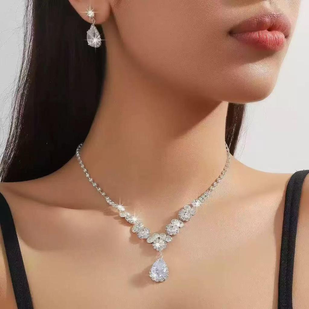 Set Colier și Cercei de Mireasă cu Diamante Strălucitoare pentru Nuntă și Rochie de Seară