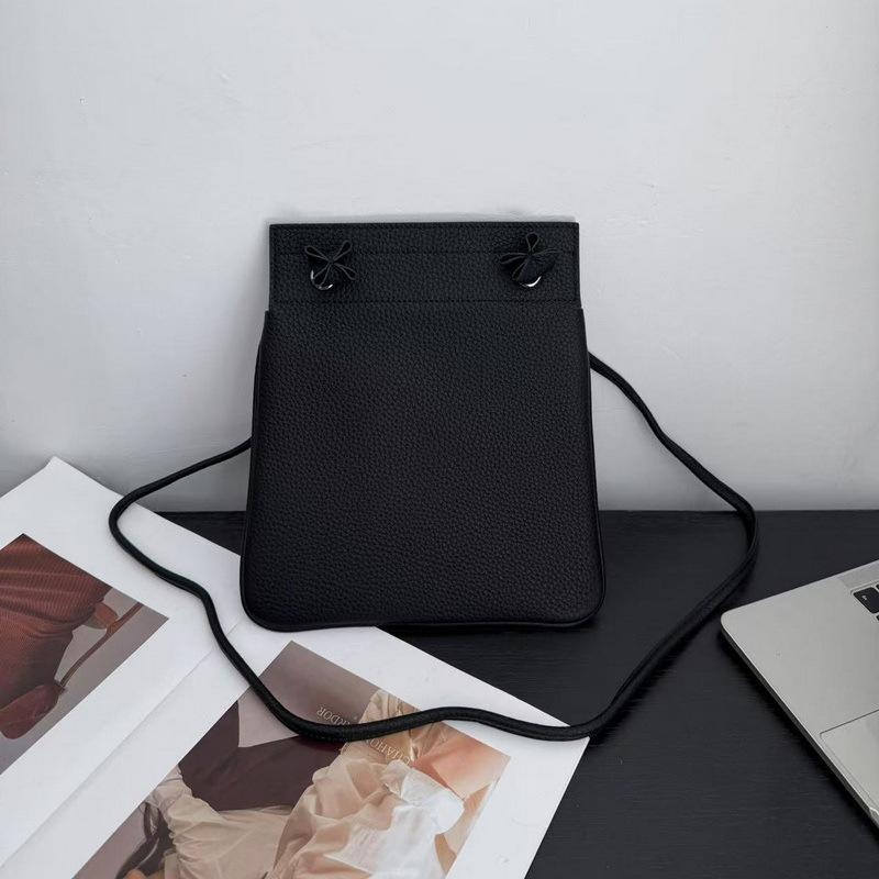 

2025 Новая женская сумка из натуральной кожи, верхний слой, кожаный конверт с узором личи, сумка Eileen Bag Flower Diagonal Cross, маленькая сумка 22x24CM чёрный