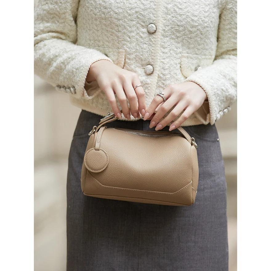 

Женская сумка через плечо из натуральной кожи, женские сумки-мессенджеры, женские сумки из коровьей кожи, стиль кроссбоди, оригинальный бренд, ограниченный стиль