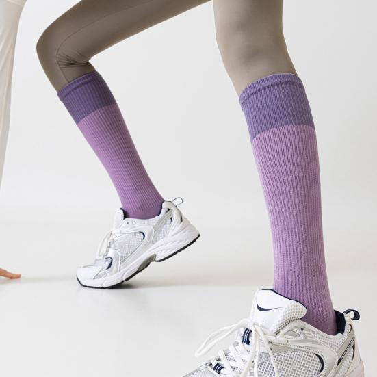 Five Toe Yoga Socks Women Breathable Cotton Knee High Socks Non Slip Sports Socks with Grips for Fitness Dancing Pilates Exercise