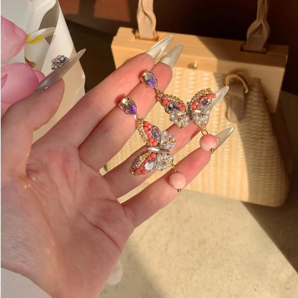 Butterfly Pendant Earrings Women's Exquisite Fashion Design Earrings High-end Versatile Earrings