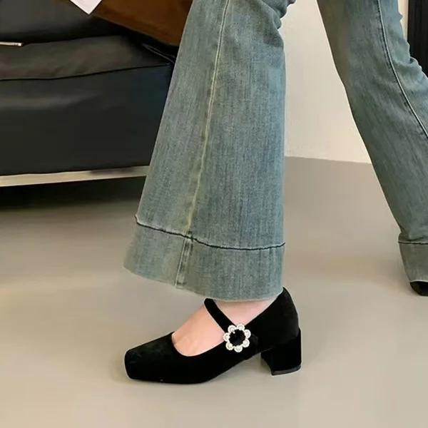 2025 Designer Velvet Butterfly-knot Shoes Women Fashion Elegant Party Wedding Shoes Women French square toe loafers