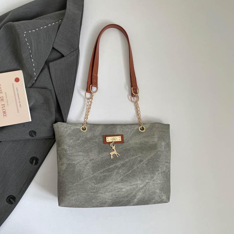 Versatile Single-Shoulder Tote: Stylish, Trendy, Large-Capacity Light-Colored Commuter Bag