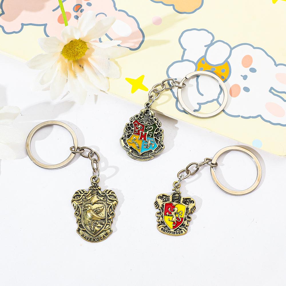 Kawaii Metal Keychains Jewelry Key Chain Toy for Kids Christmas Birthday Gift Bag Wholesale