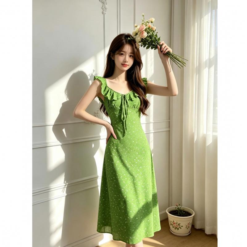 French Floral Ruffle V-neck Green Dress Women's Summer Vacation Wind Beach Waist Thin Suspender Skirt