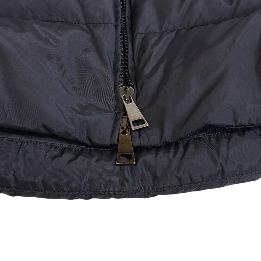 Moncler Short Nylon AVOCE Down Jacket Navy Nylon Used