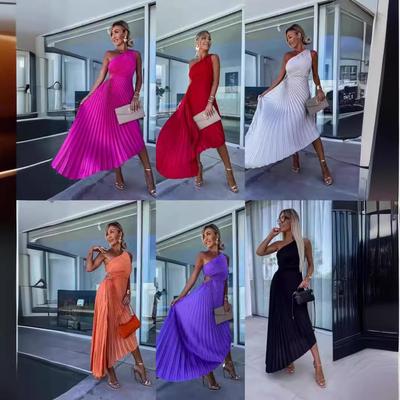 2024 Women's One-Shoulder Pleated Hollow Dress - European & American Casual Style