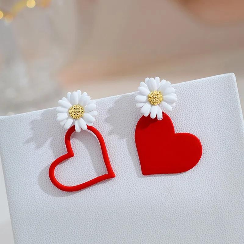 

Cute Small Daisy Flower Stud Earrings for Women Red White Color Sweet Heart Asymmetrical Earring Party Wedding Zircon Gifts