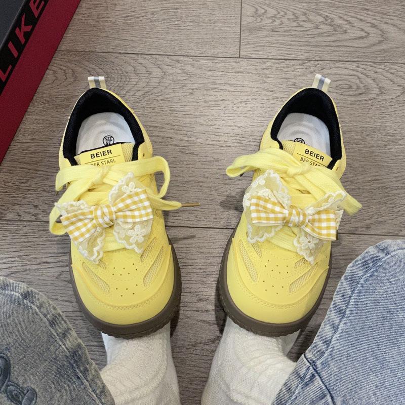 Girls' Heart Pink Board Shoes Women's Niche Design Sense Casual Sports Shoes 2024 Popular Korean Versatile White Shoes