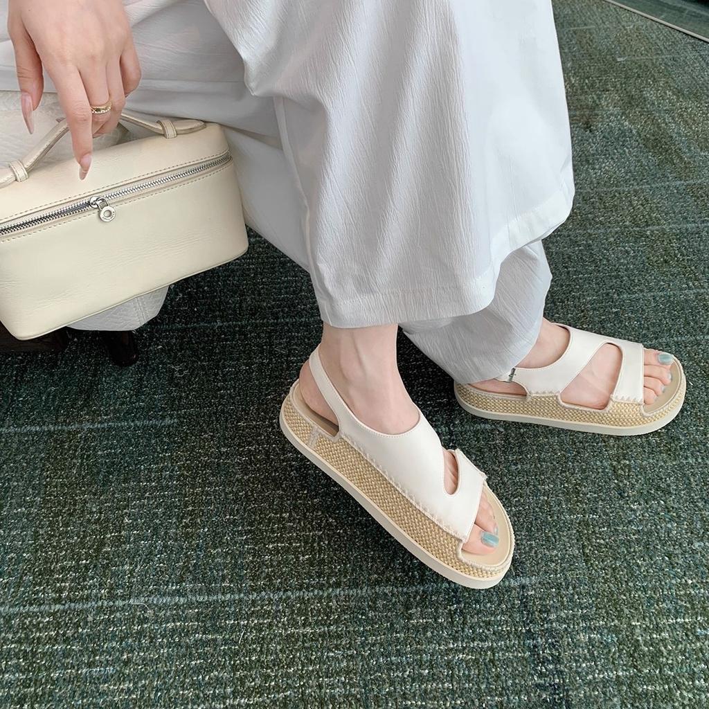 Grape mother same style fashionable casual versatile Roman style one-word buckle with straw sandals round head contrasting color open-toed sandals