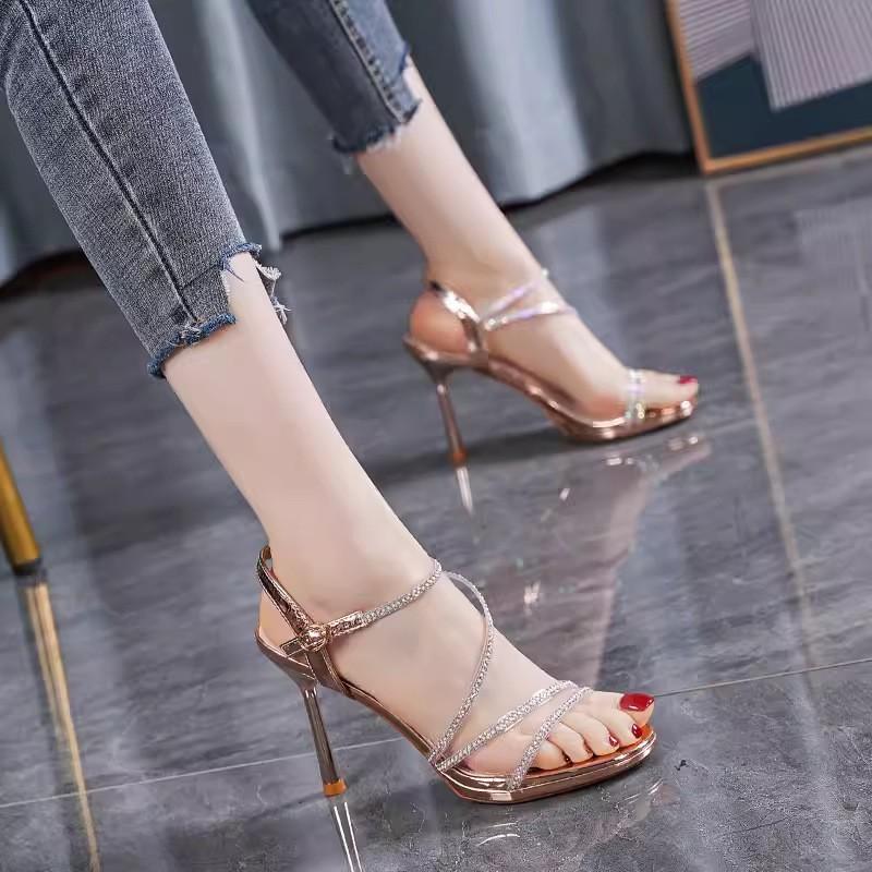 

Korean version of sexy rhinestone stiletto high heels women s summer 2025 new fairy style one-word buckle temperament sandals 34