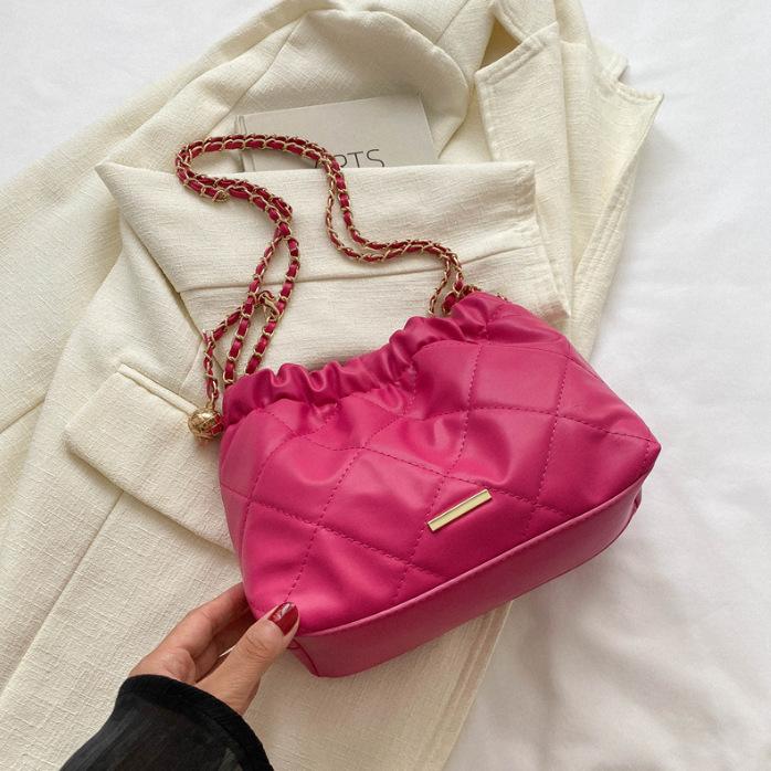 

Модный мешок на шнурке женская сумка-цепочка 2025 весна универсальная на плечо подмышку сумка-ведро розы красного