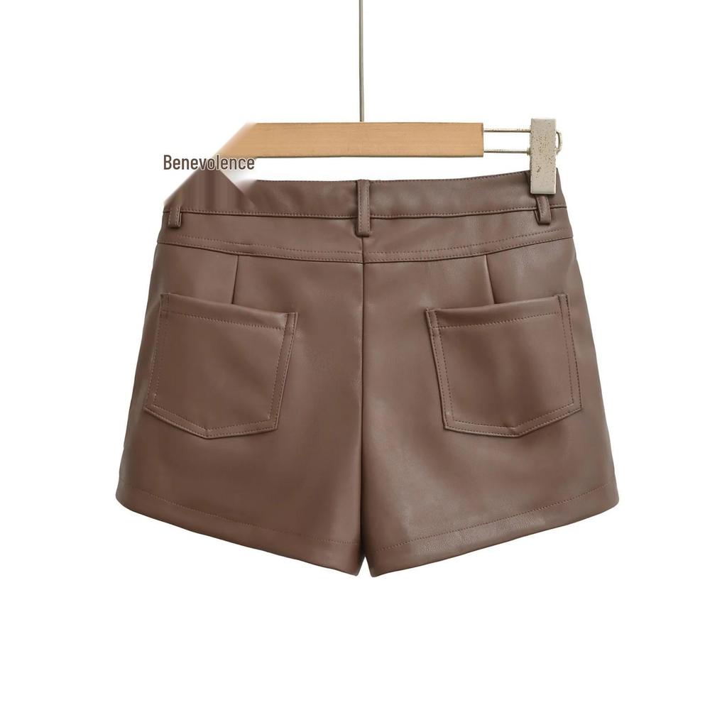 American Retro Style Slimming PU Leather Shorts with Hip Padding for Petite Figures