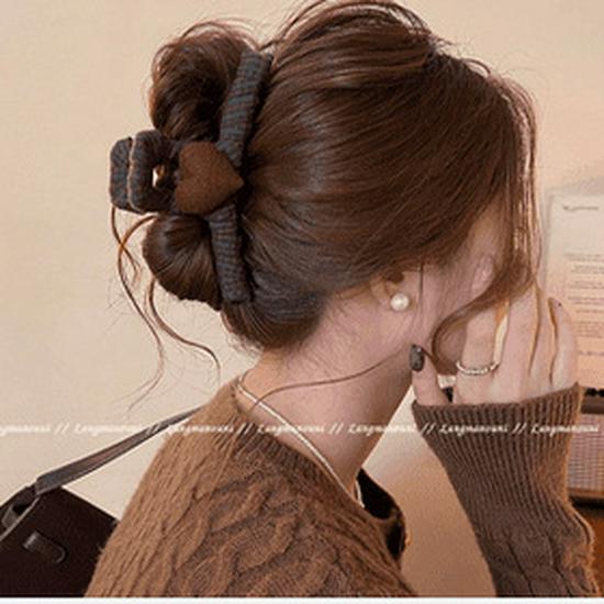 High-End Retro Plaid Heart Claw Clip for Thick Hair - Women's 2025 Hair Accessory