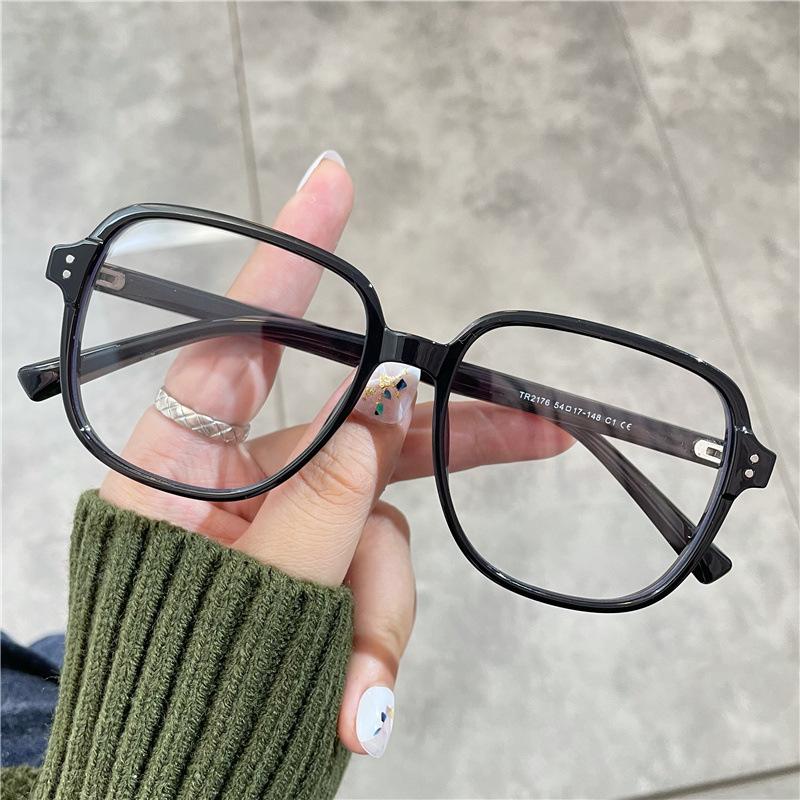 

Ultra-light large frame fashionable high definition reading glasses show young anti-blue advanced reference for 75 years old and above [400 degrees] чорний
