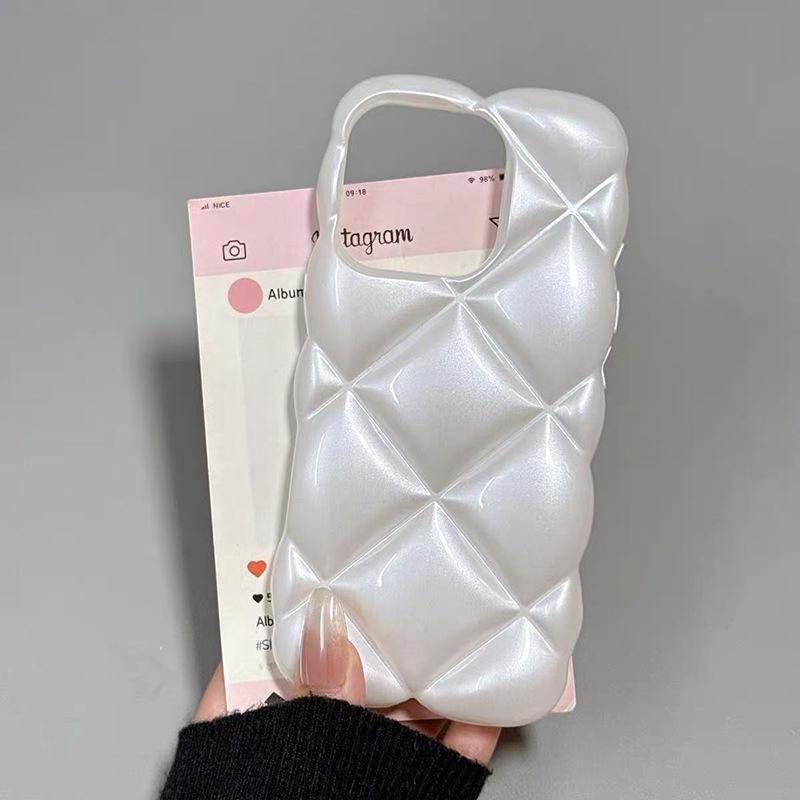 

Pearlescent Macaron Diamond Grid iPhone 17 Pro Max Case with Full Coverage, Drop Protection, and Solid Color Design. 17 Pro белый