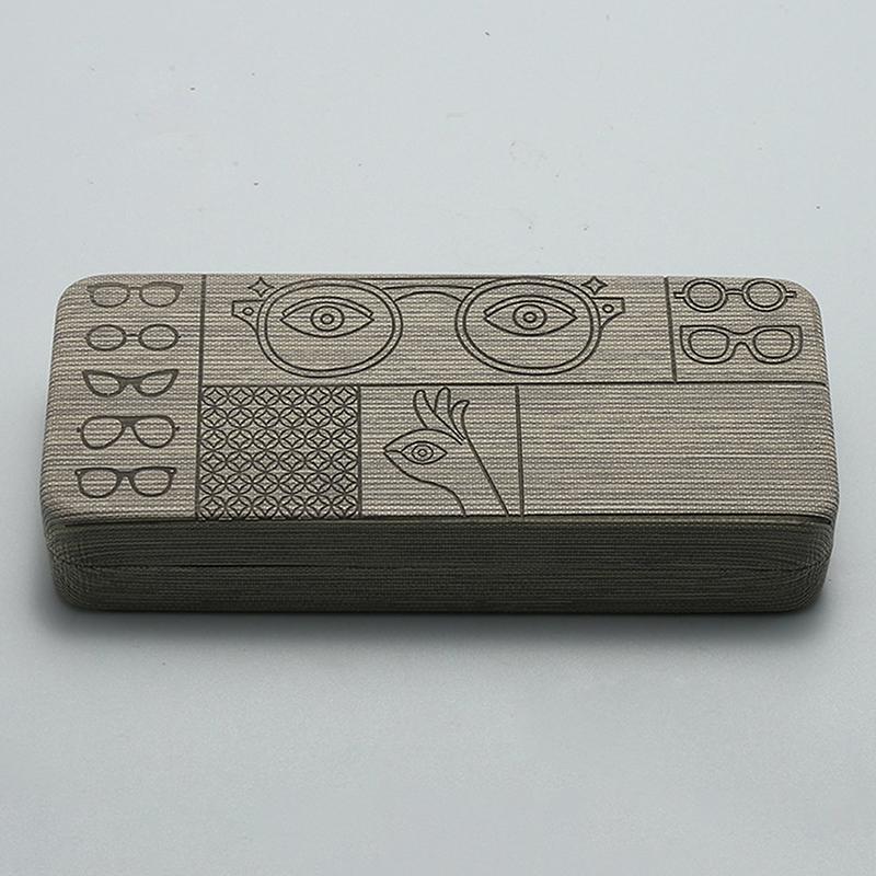 1Pc Geometric Pattern Glasses Case Portable Stylish Square Eyewear Holder With Embossed Designs For Men'S Fashion Accessories