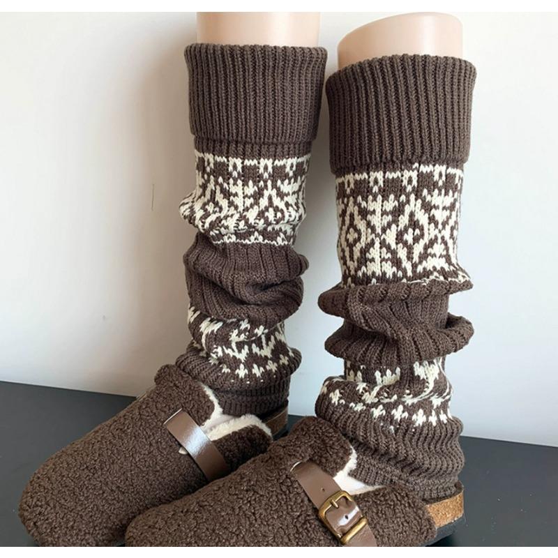 Autumn and Winter Retro Warm Socks, Slimming Thick-needle Calf Socks, Leggings, Snow Boots and Piles of Socks