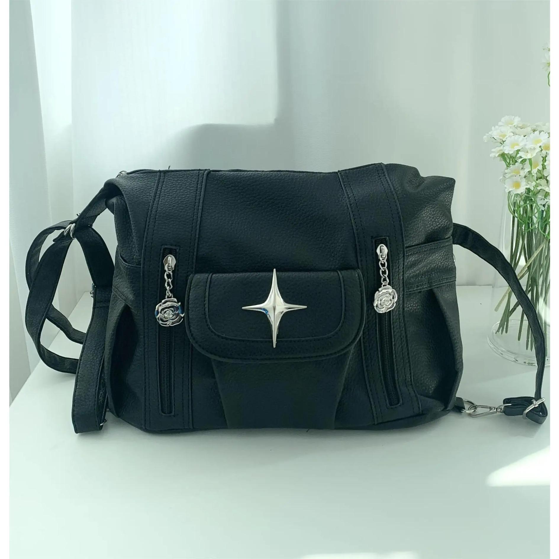 

Модная простая дизайнерская сумка из белой искусственной кожи с крестом Y2k Большая вместительная сумка через плечо в американском стиле в стиле панк-готика