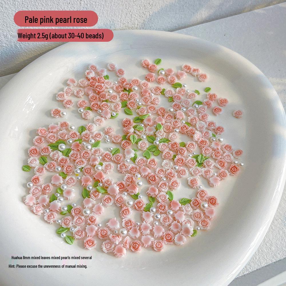 

Розовый 3D дизайн ногтей с розами, цветами из смолы и миксом жемчуга