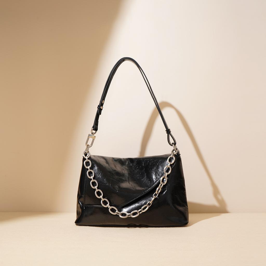 New Versatile Cowhide Square Women's Bag Premium Simple Zipper Shoulder Messenger Bag