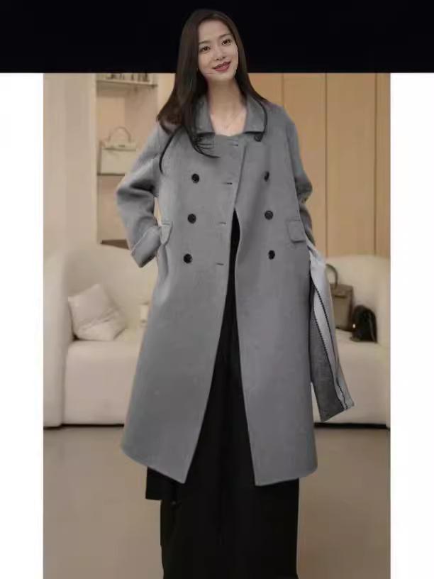 Hepburn-Style Double-Breasted Cashmere Coat for Women - 2024 Autumn/Winter Mid-Length Woolen Elegance