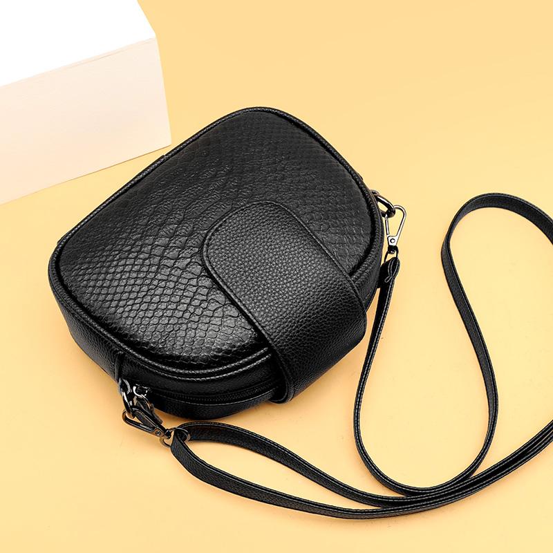 Women's Genuine Leather Bag  Messenger Bags  Small Shoulder Bag  Leather  Vintage  High Quality