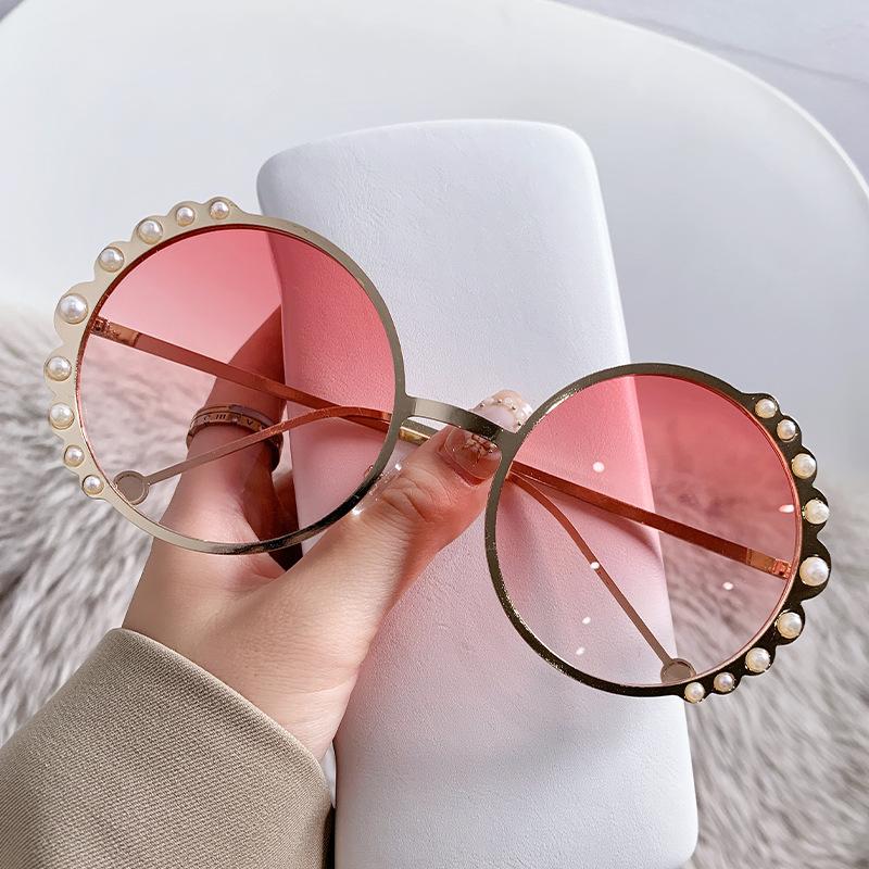 

Flower Border Pearl Glasses Personality Hip Hop Funny Sunglasses Round Frame Metal Sunglasses