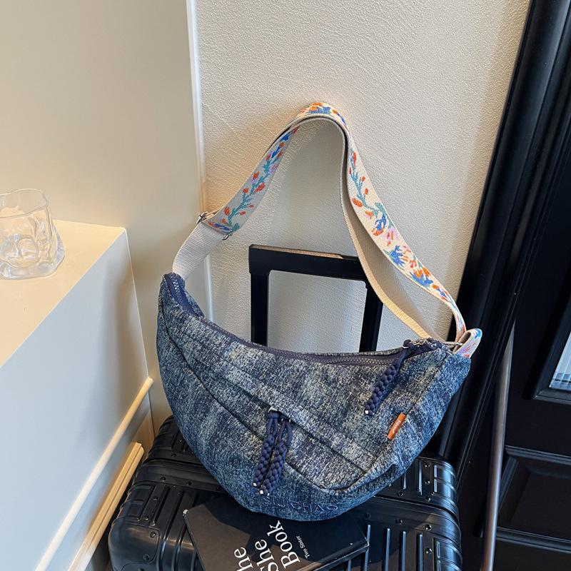 Casual Niche Underarm Bag Women'S Fashion One Shoulder Commuter Bag Large Capacity Versatile Messenger Dumpling Bag
