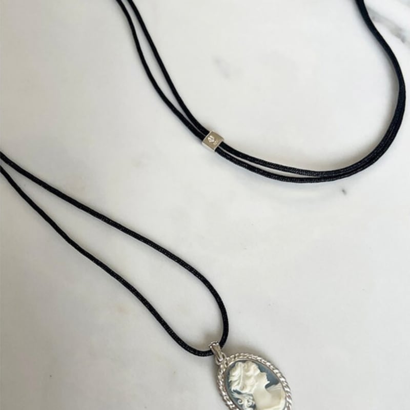 The Aperture Vintage Blue Cameo Necklace Sterling Silver (TA4196A023)