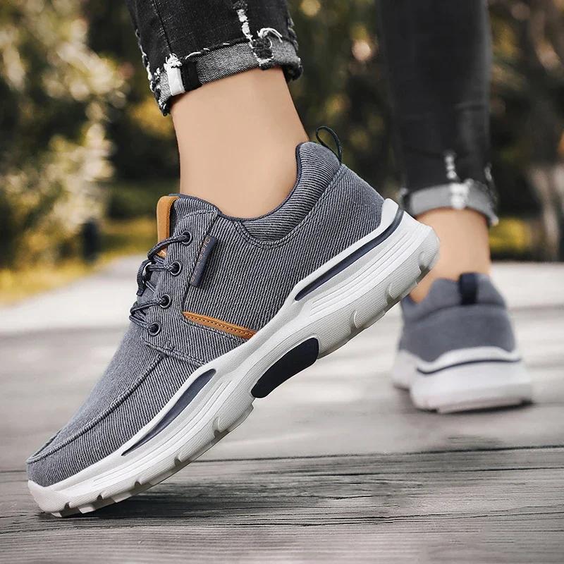 Fashion Men's Casual Shoes Canvas Breathable Loafers New Male Comfortable Outdoor Walking Shoes Classic Men Shoes Large Size Sneakers
