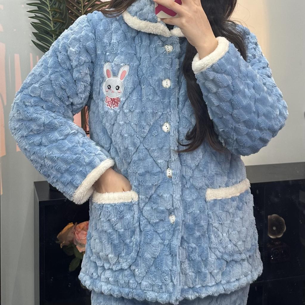 Pajamas Women's Winter Three-layer Thickened Padded Jacket Coral Fleece Lapel Super Warm Can Be Worn Outside Loungewear