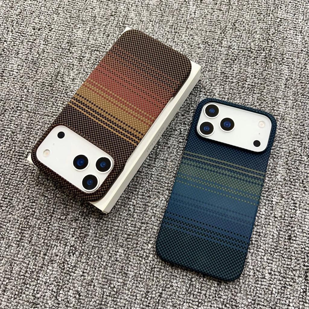 Applicable to iphone16promax mobile phone case half pack Kevlar carbon fiber magnetic suction Apple 17 anti-drop protective case