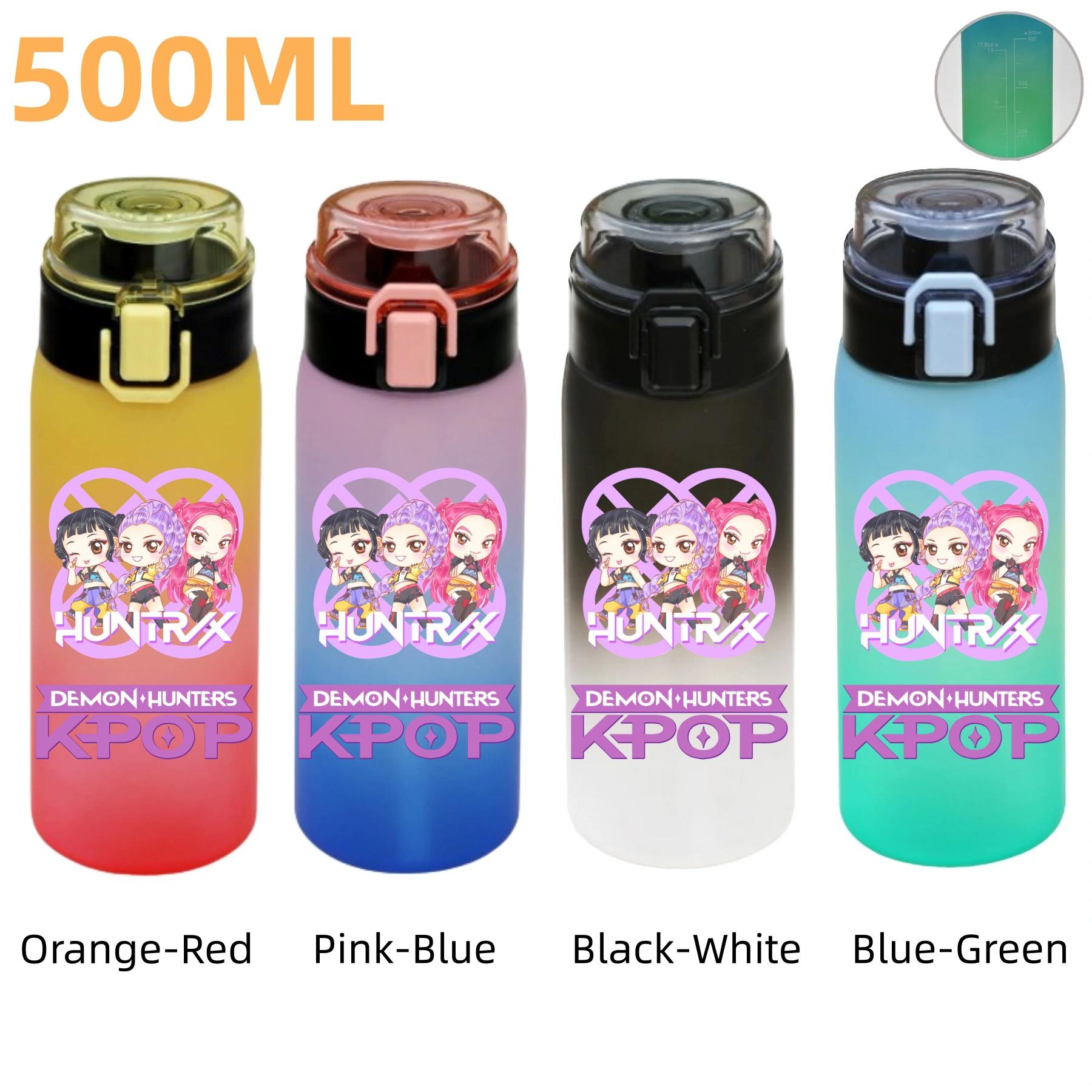 500ML KPop Dämonenjäger Plastik Anime Wasserbecher Mit Skala Reise Büro Fitnessstudio Wandern Tragbare Trinkflaschen Outdoor Sport Geschenke Black-White-1PCS