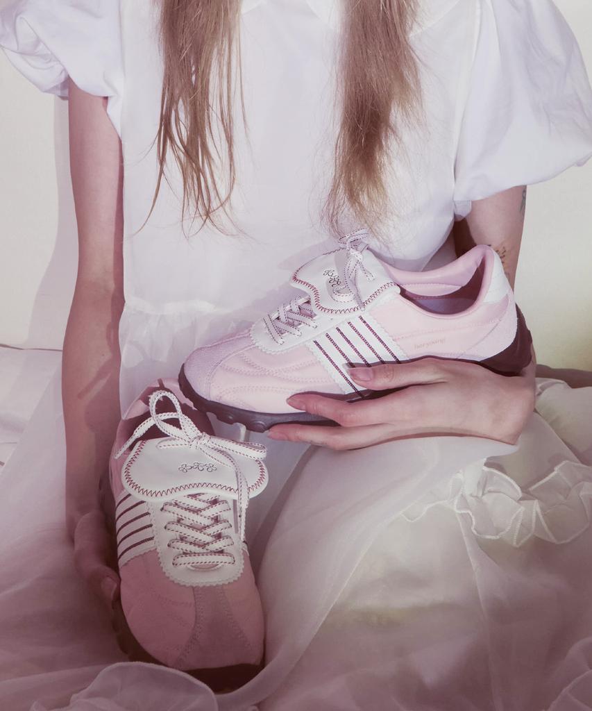 Heryoung Maria Sneakers (Rose)
