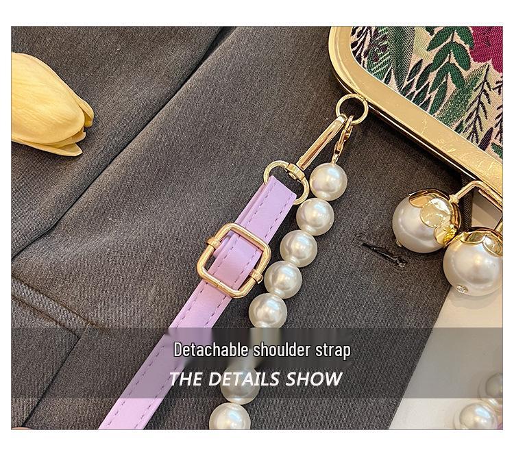 2026 Spring Retro Floral Shoulder Bag: Versatile & Trendy Crossbody for Women