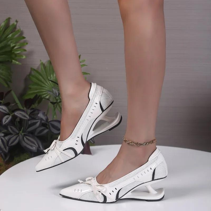 Women's Single Shoes with Heels Strange Style Pointed Toe Shallow Mouth Shoes Women Leisure Fashion Lovely Zapatillas De Mujer