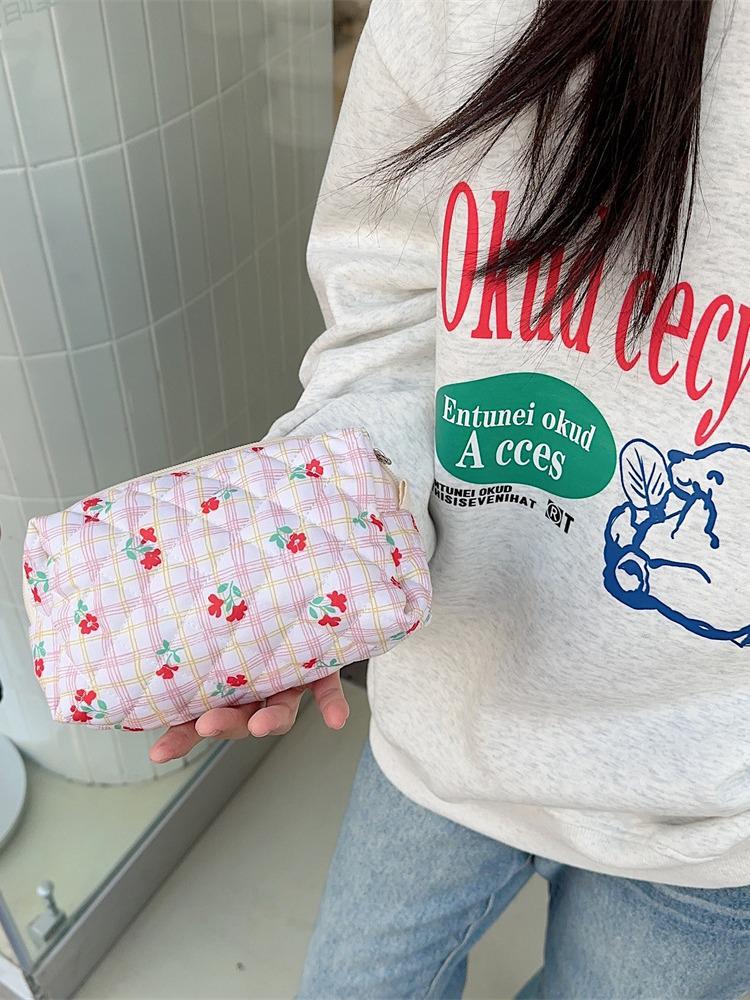 Quilted Cosmetic & Stationery Bag - Large Capacity, Cute Design for Girls