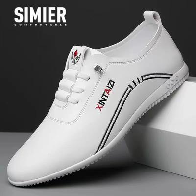 Nuove Scarpe Casual da Uomo 2025 Moda Leggere Scarpe da Passeggio da Uomo Comodi Mocassini Slip-on All-Match per Esterno Scarpe Piatte da Uomo