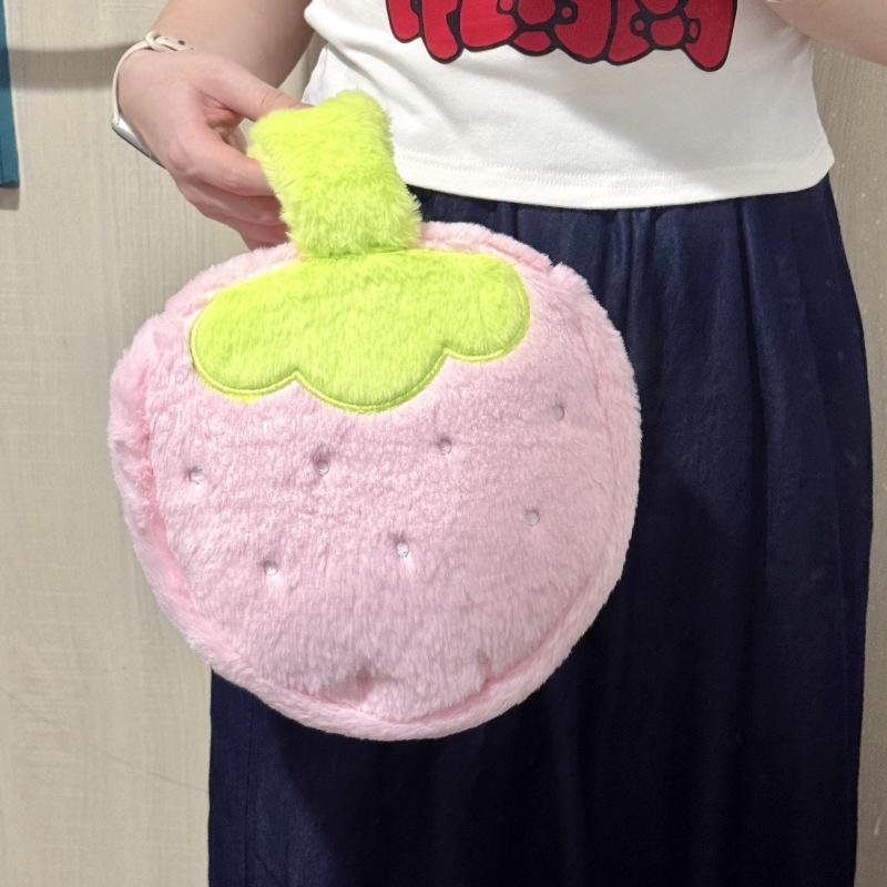1Pcs Large Capacity Travel Toiletry Organizer Kawaii Strawberry Plush Makeup Bag Cute Cosmetic Pouch Storage Case For Women