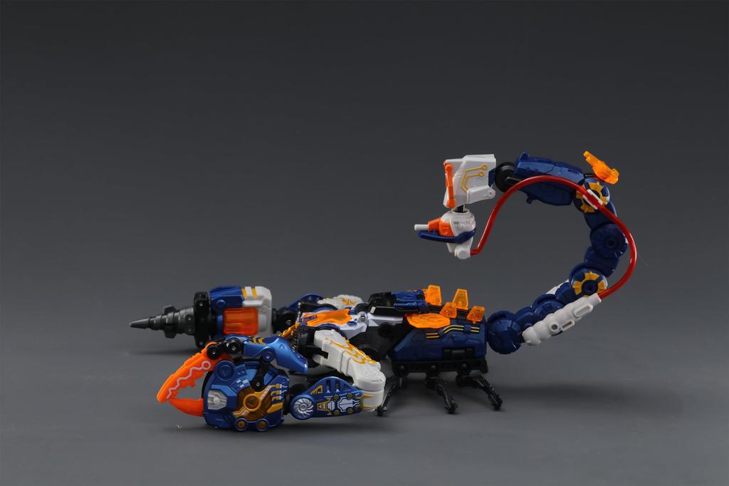 52TOYS BEASTBOX BB 60 HURRICAN