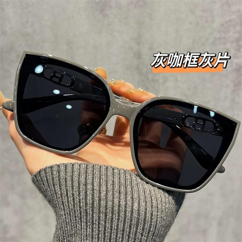 2026 new sunglasses women's high-end large-frame glasses show the face, small frames, UV protection, ultra-light sunglasses
