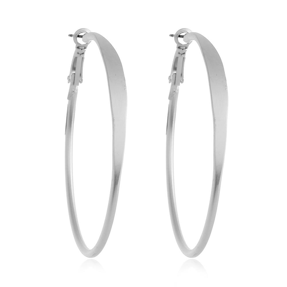 

Модные хипстерские простые преувеличенные круглые серьги, темпераментные индивидуальные универсальные серьги из сплава женские серьги серебро белый