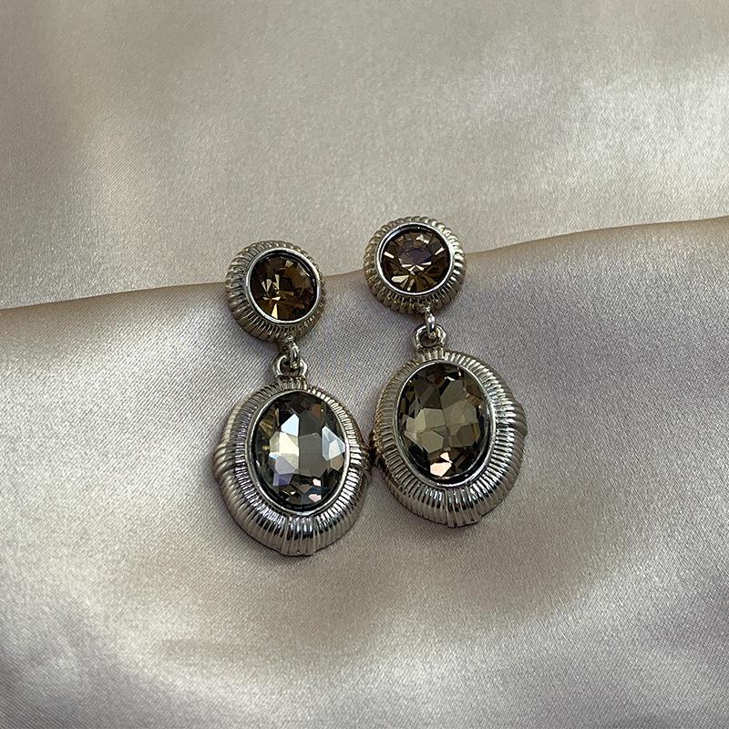 Богемные женские серьги с серым хрустальным кисточкой в форме капли воды кофейный/золотой